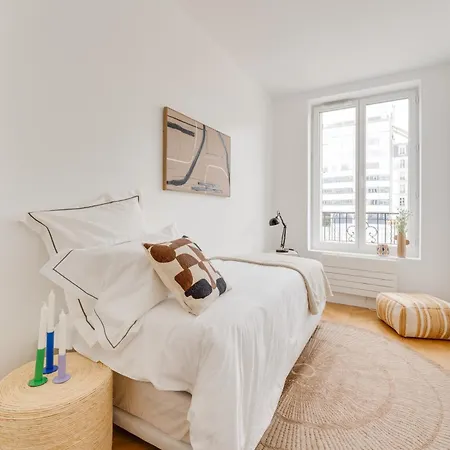 Portemaillot & La Defense 4 Bedroom 10 People Apartman