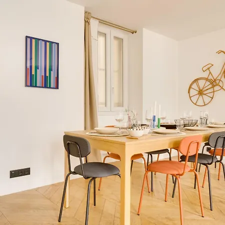 Portemaillot & La Defense 4 Bedroom 10 People