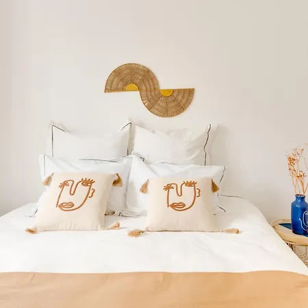 Portemaillot & La Defense 4 Bedroom 10 People *
